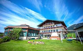 Sleva na pobyt 0% - Rakousko u vodopádů i jezer v Hotelu Berghof…