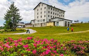 0% Rakouské Alpy: Léto v Hotelu Berghof Tauplitzalm …